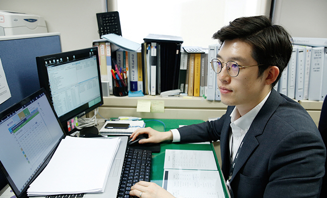 공공영업팀 손계준 사원