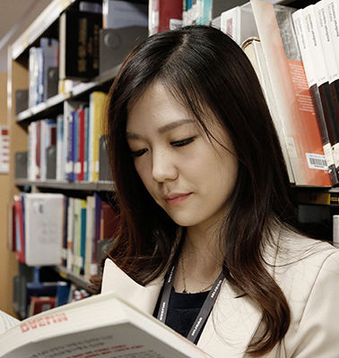 회계팀 강하영 사원