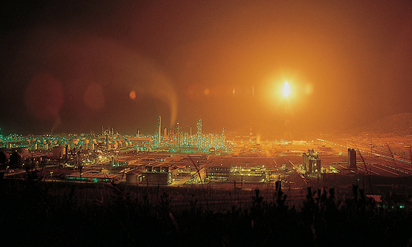 Daelim Industrial(Petrochemical Division) a night scene